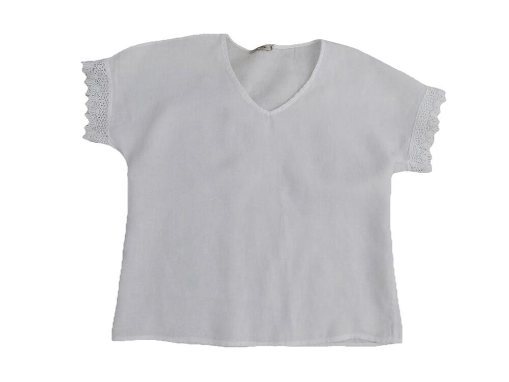 Spazio Chic white linen top eyelet on sleeves Italy size Medium